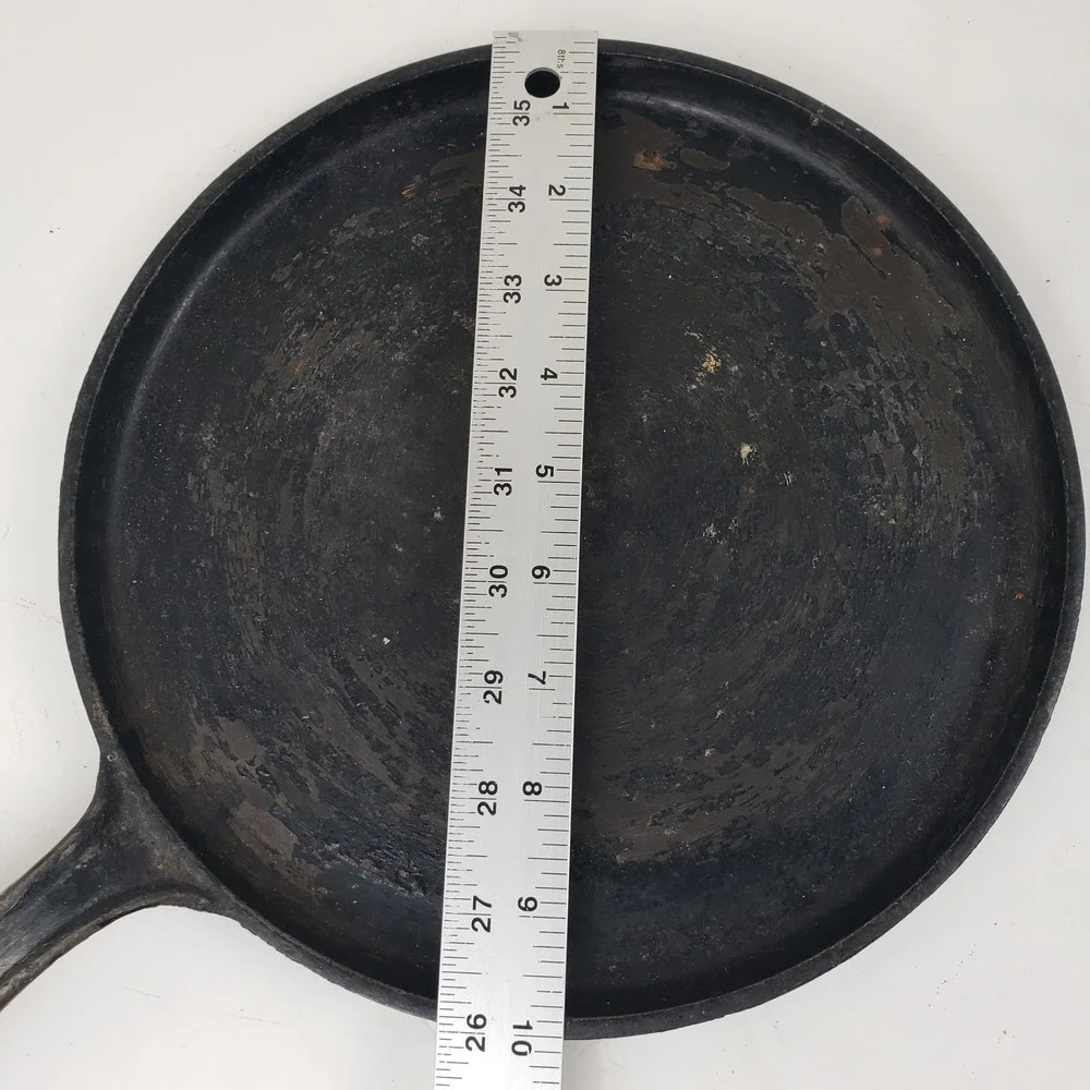 Antique Cast Iron Griddle Southern Mystery Skillet 10